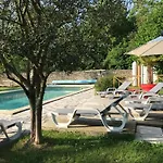Dom wakacyjny Grande Maison Familiale 10-12 Pers Avec Piscine Privee *
